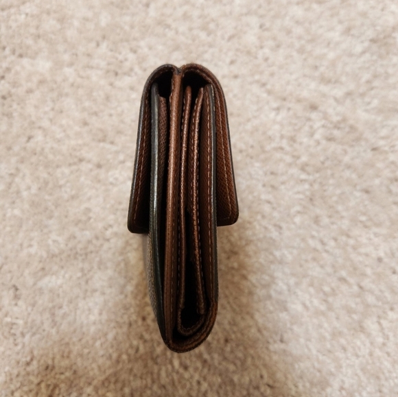 Vintage Louis Vuitton Monogram Compact Wallet - Picture 9 of 13